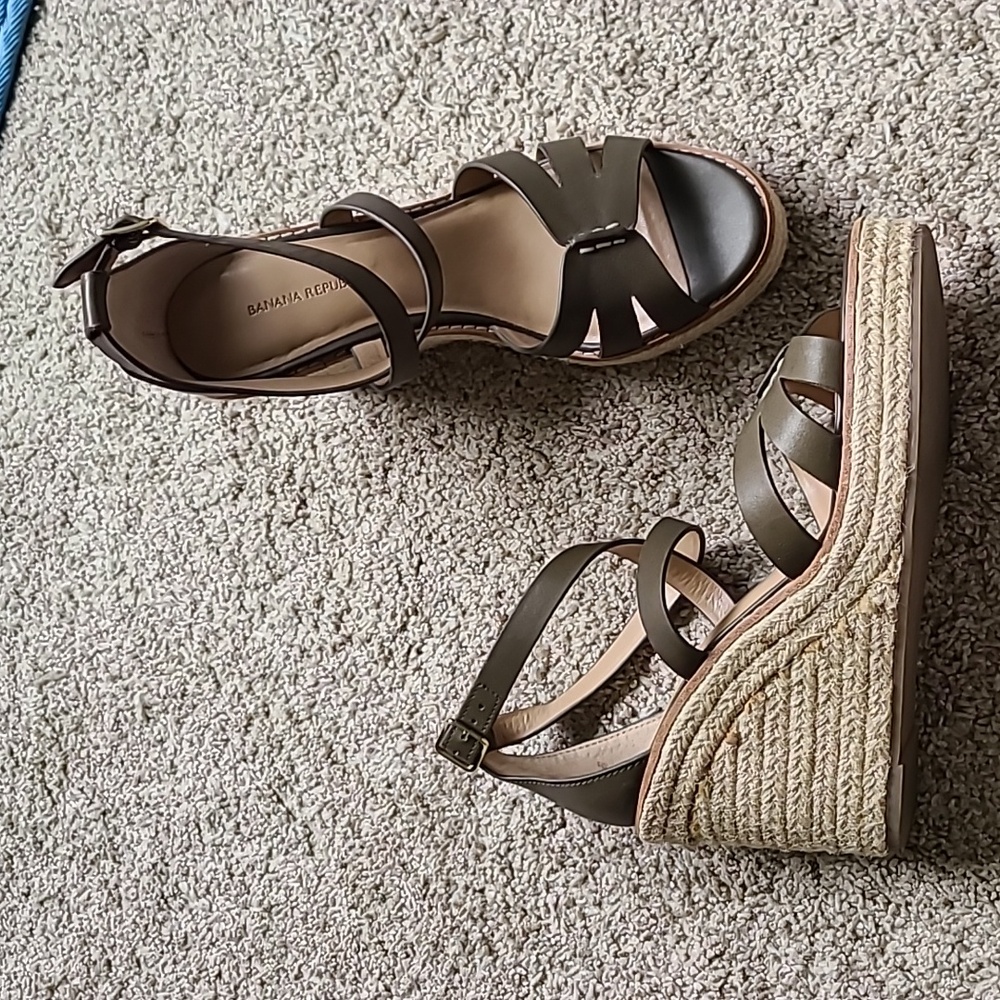 Banana Republic Bridge Espadrille Wedge Criss Cross Sandal - Picture 2 of 11